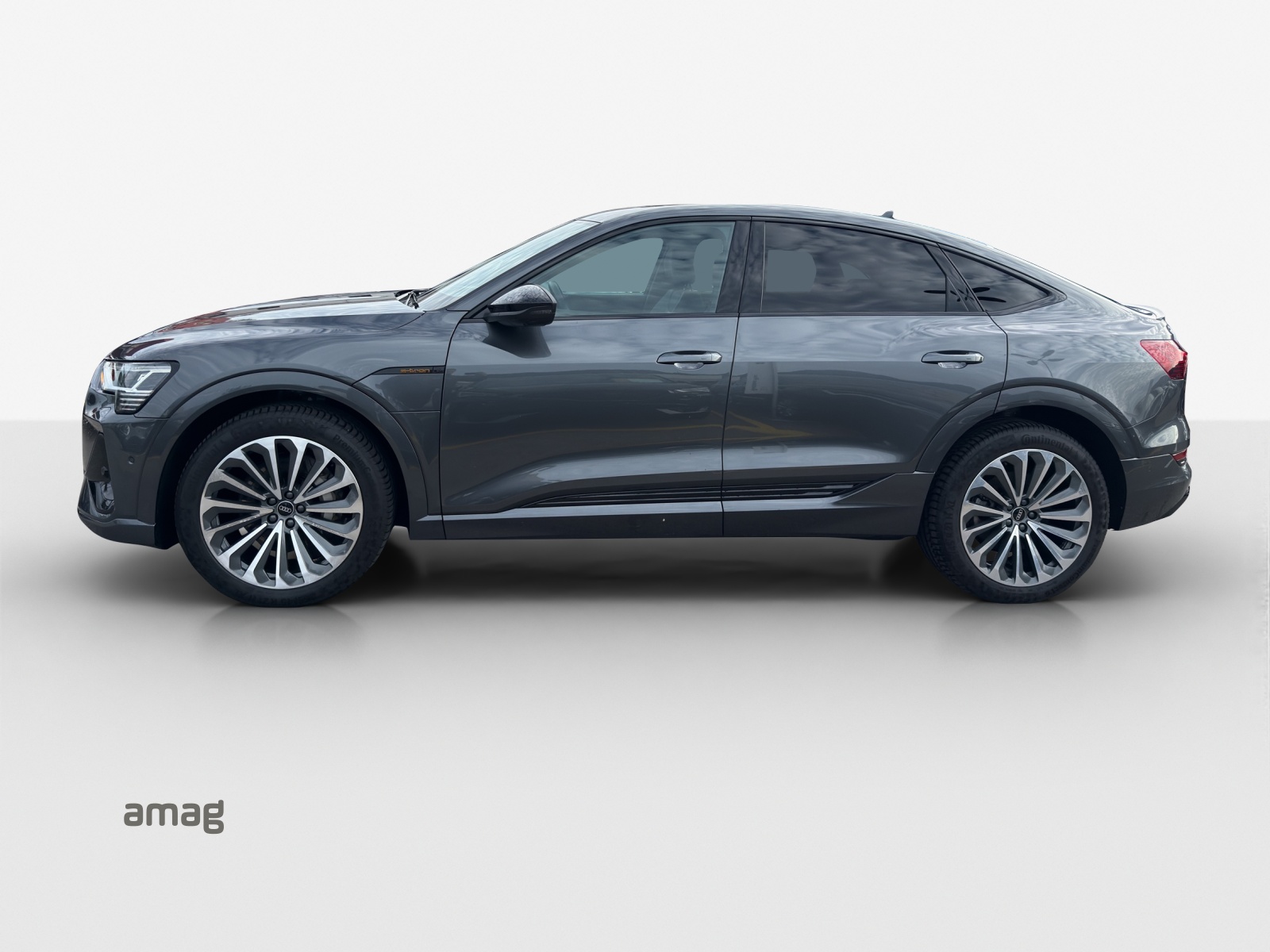 AUDI e-tron 55 Sportback S Line Black Edition quattro-image-1