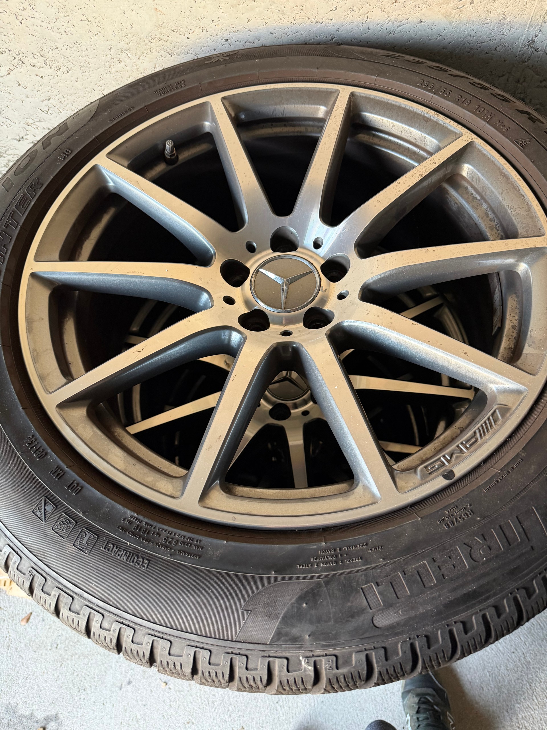 MERCEDES-BENZ GLC 63 AMG-image-5