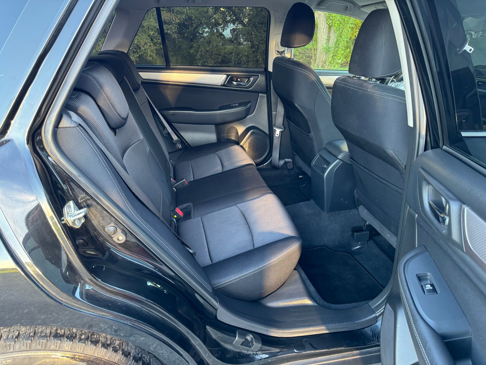 SUBARU Outback 2.0D Advantage AWD Lineartronic-image-11