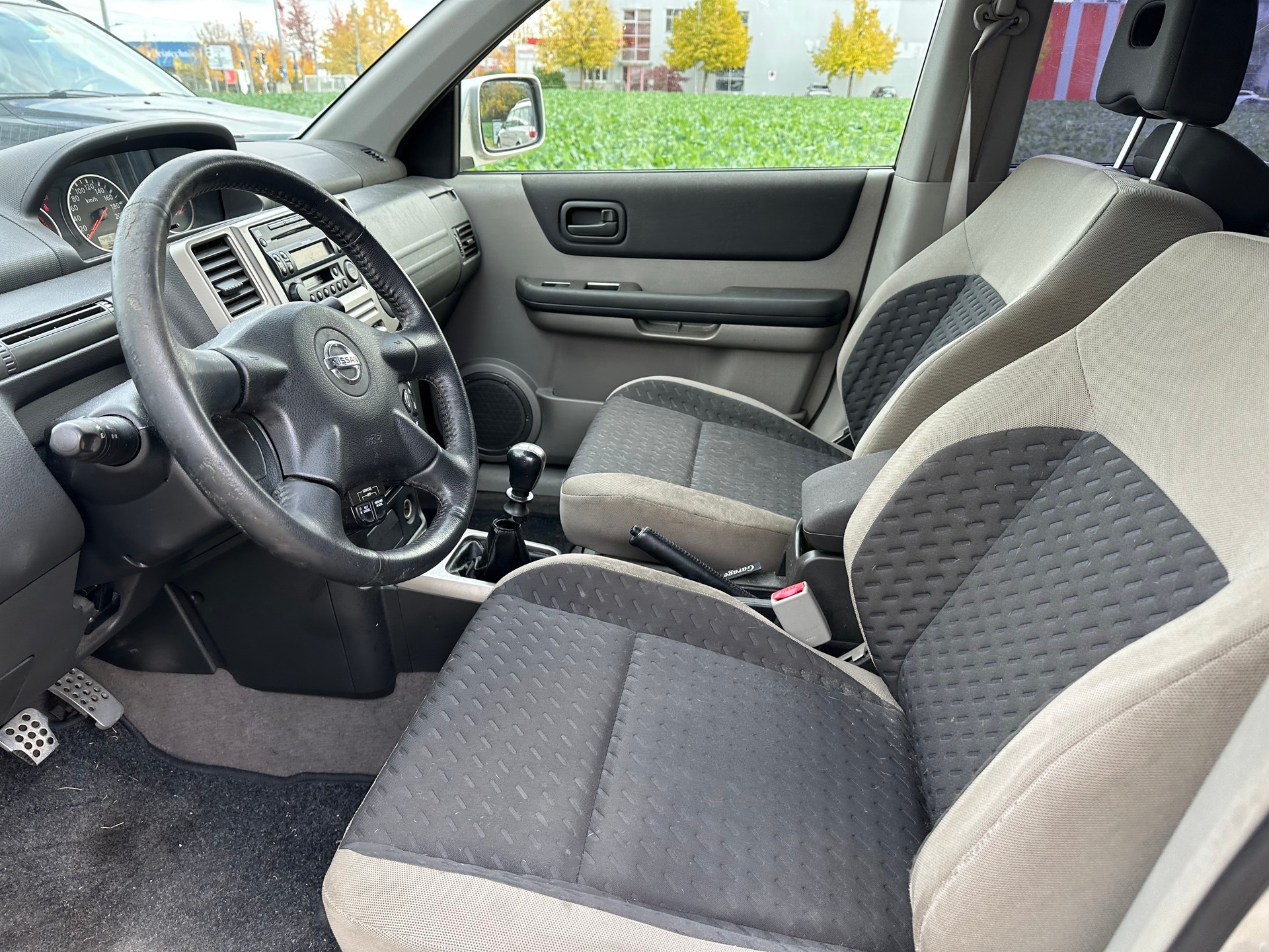 NISSAN X-Trail 2.2 DCI Comfort-image-7
