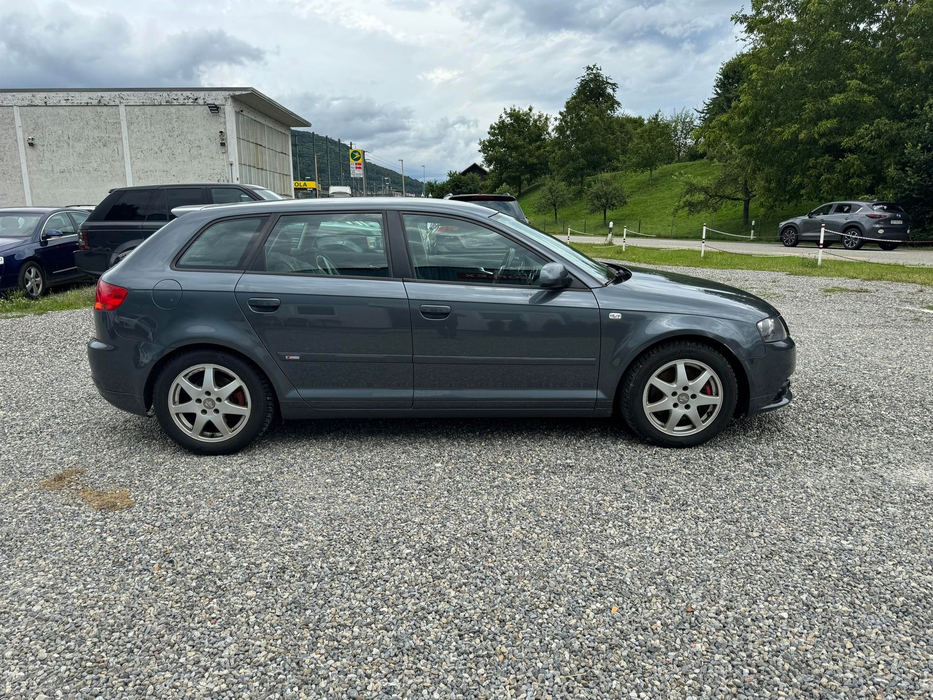 AUDI A3 Sportback 2.0 TDI Attraction quattro-image-3
