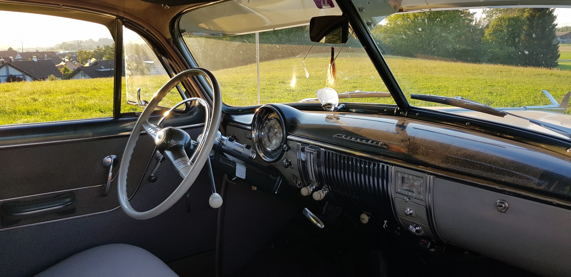 CHEVROLET CHEVROLET Styleline De Luxe 4Door Sedan-image-12