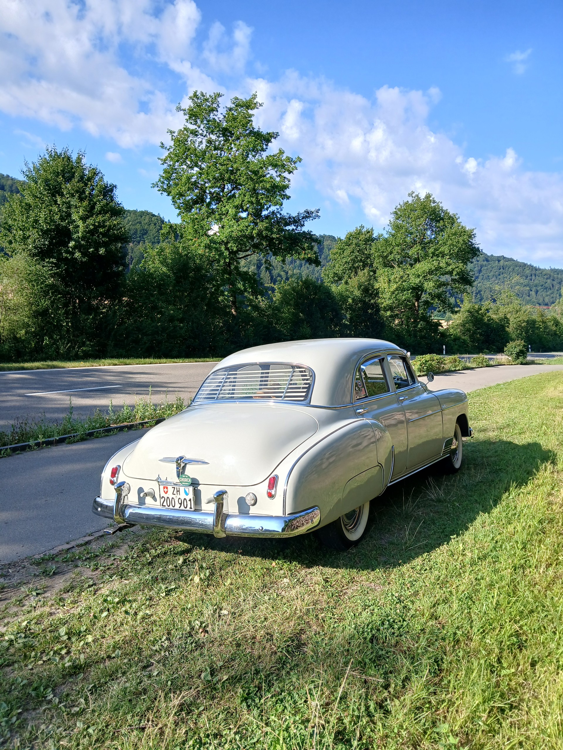 CHEVROLET CHEVROLET Styleline De Luxe 4Door Sedan-image-4