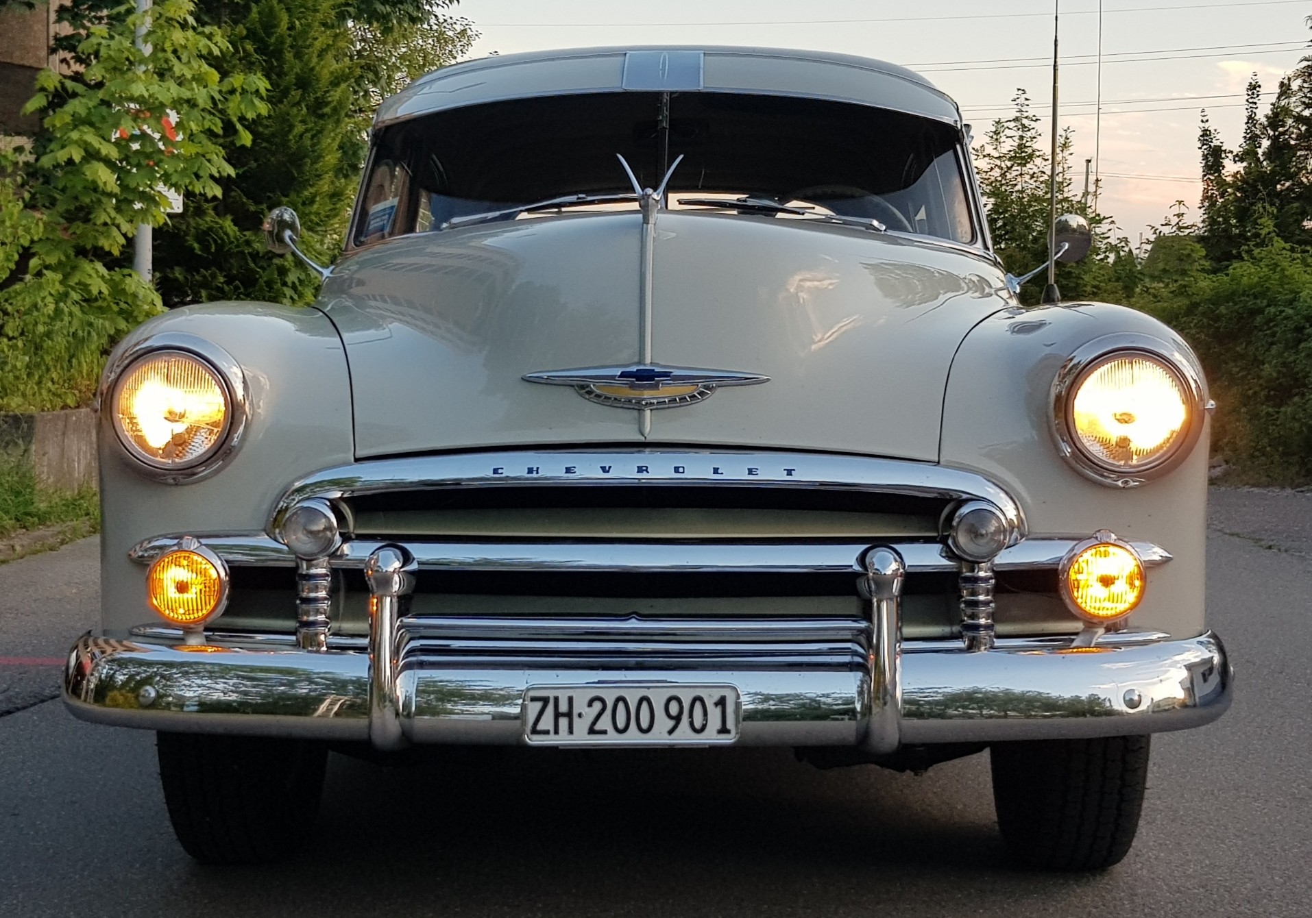 CHEVROLET CHEVROLET Styleline De Luxe 4Door Sedan-image-6