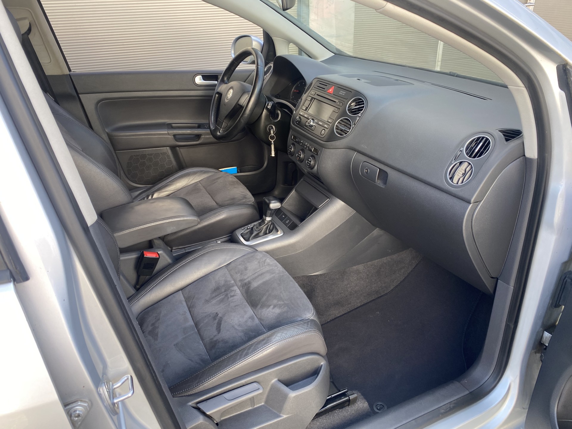VW Golf Plus 2.0 TDI Comfortline-image-10