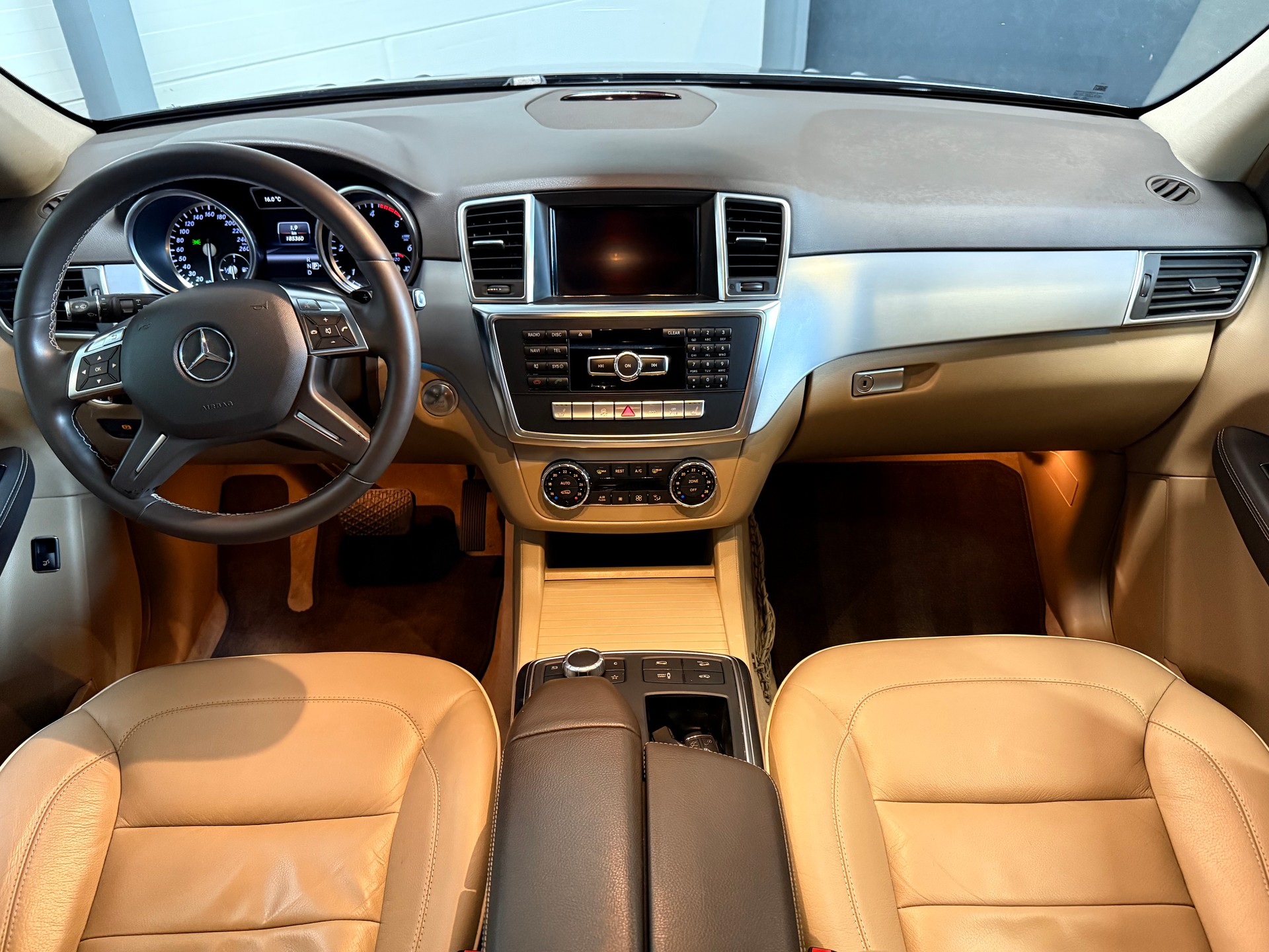 MERCEDES-BENZ ML 350 CDI BlueTec-image-7