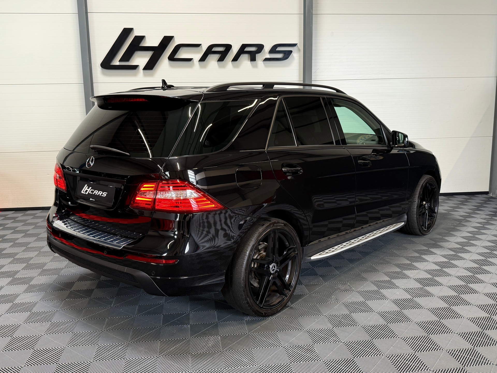 MERCEDES-BENZ ML 350 CDI BlueTec-image-3