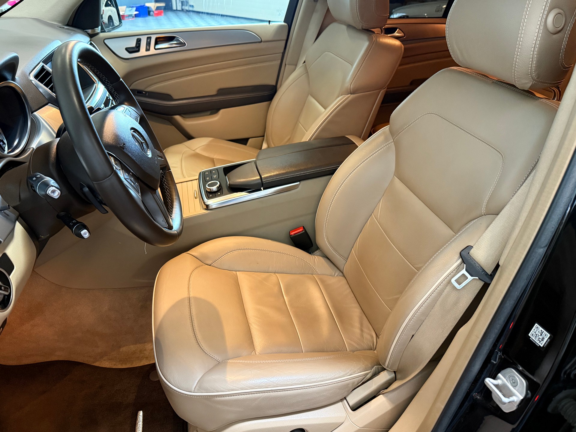 MERCEDES-BENZ ML 350 CDI BlueTec-image-15
