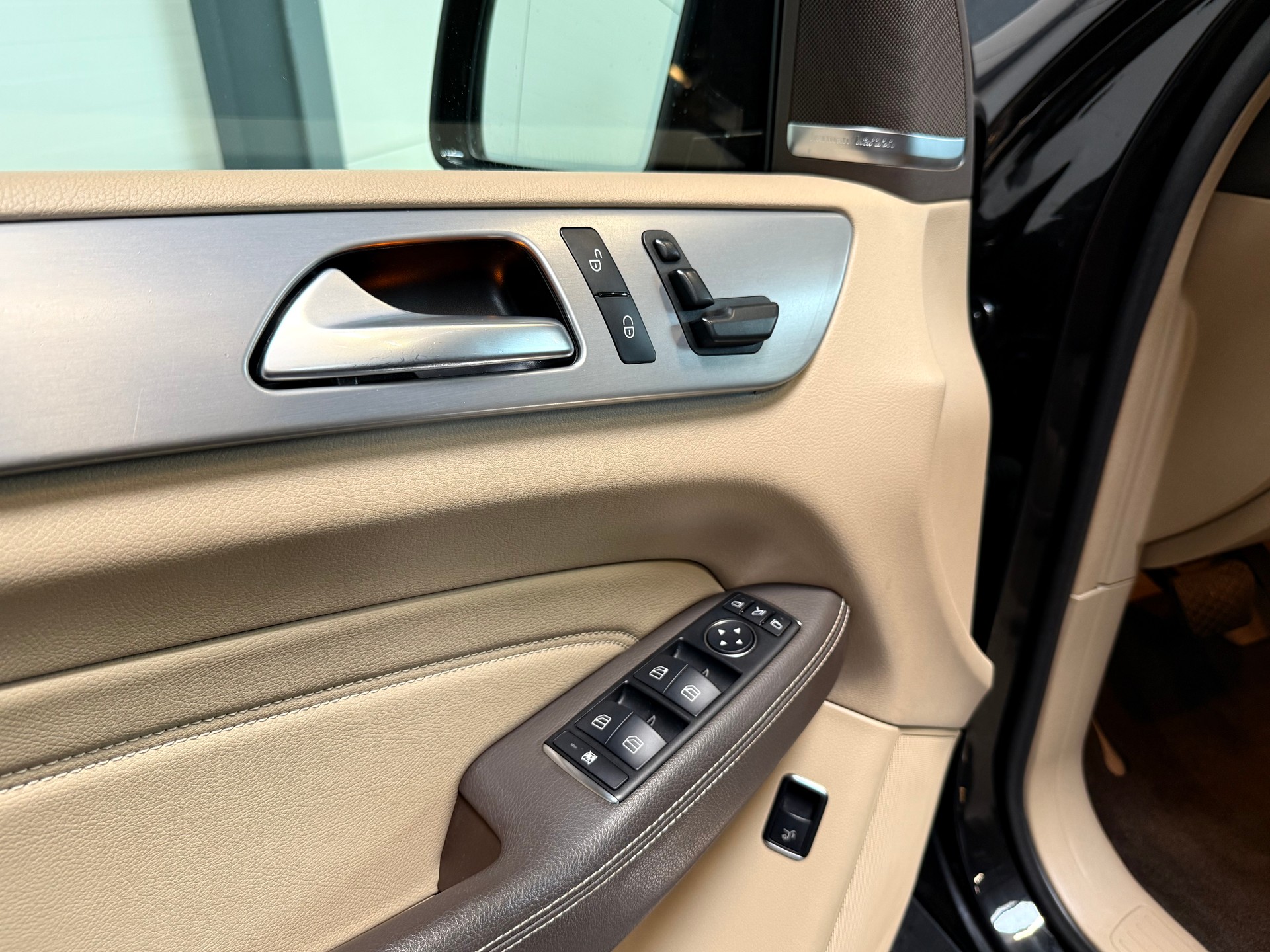MERCEDES-BENZ ML 350 CDI BlueTec-image-11