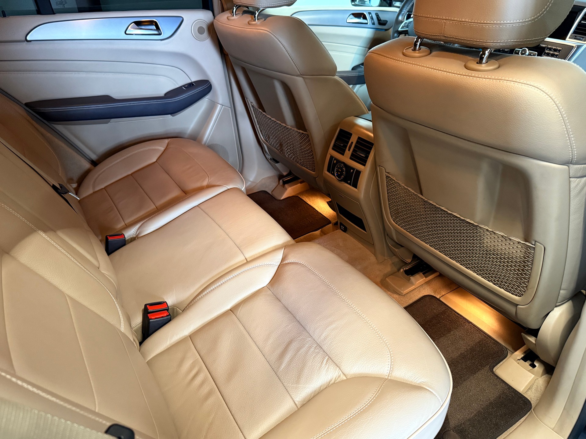 MERCEDES-BENZ ML 350 CDI BlueTec-image-13