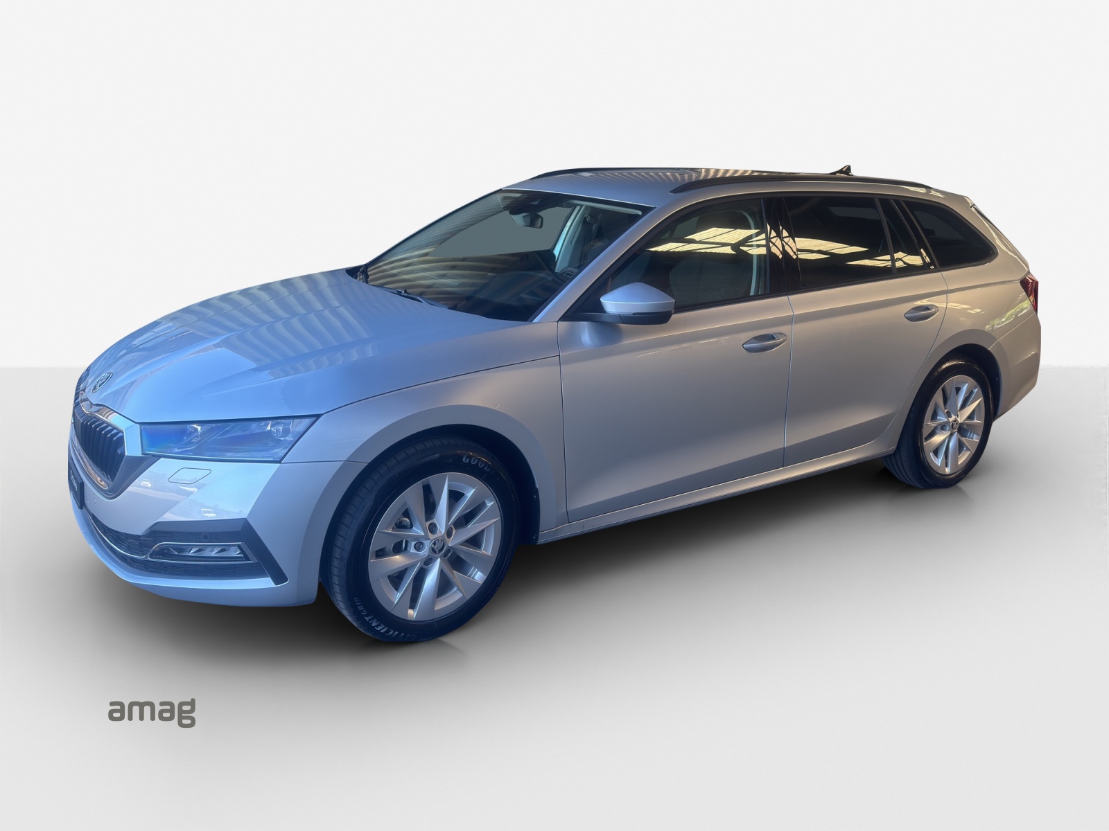 SKODA Octavia Combi 2.0 TDI DSG Style-image-0