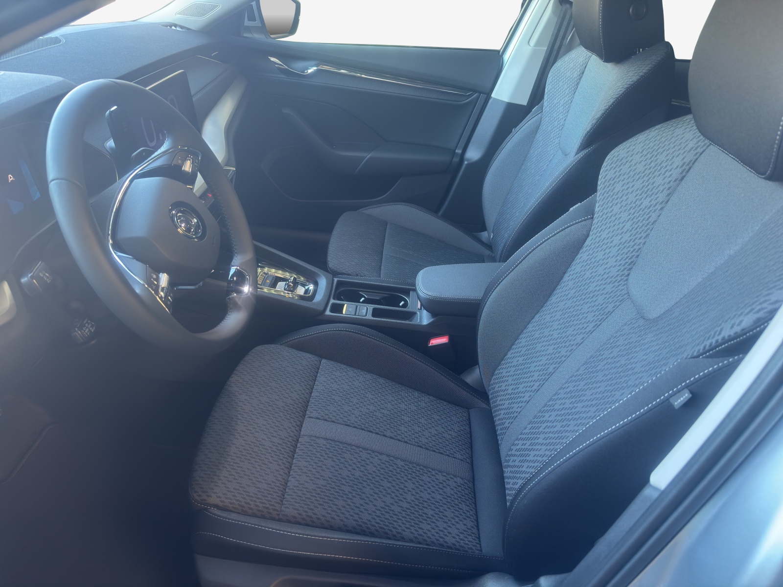 SKODA Octavia Combi 2.0 TDI DSG Style-image-7