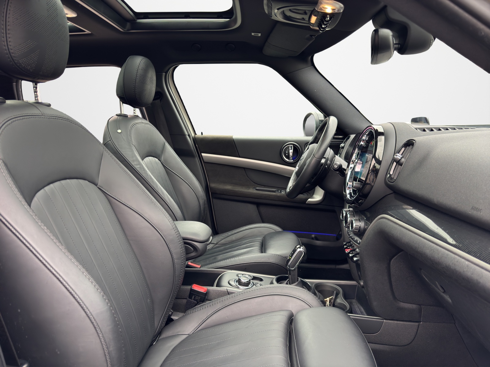 MINI Countryman F60 2.0i Cooper S ALL4-image-11