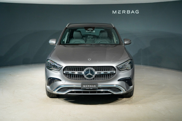 MERCEDES-BENZ GLA 220 4Matic 8G-DCT-image-1