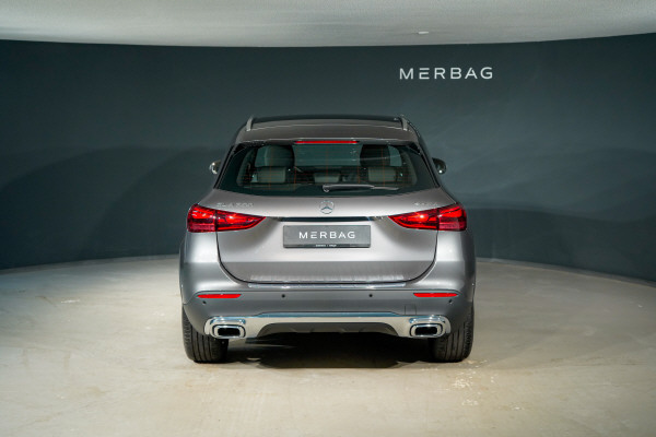 MERCEDES-BENZ GLA 220 4Matic 8G-DCT-image-3