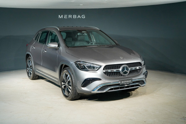 MERCEDES-BENZ GLA 220 4Matic 8G-DCT-image-0