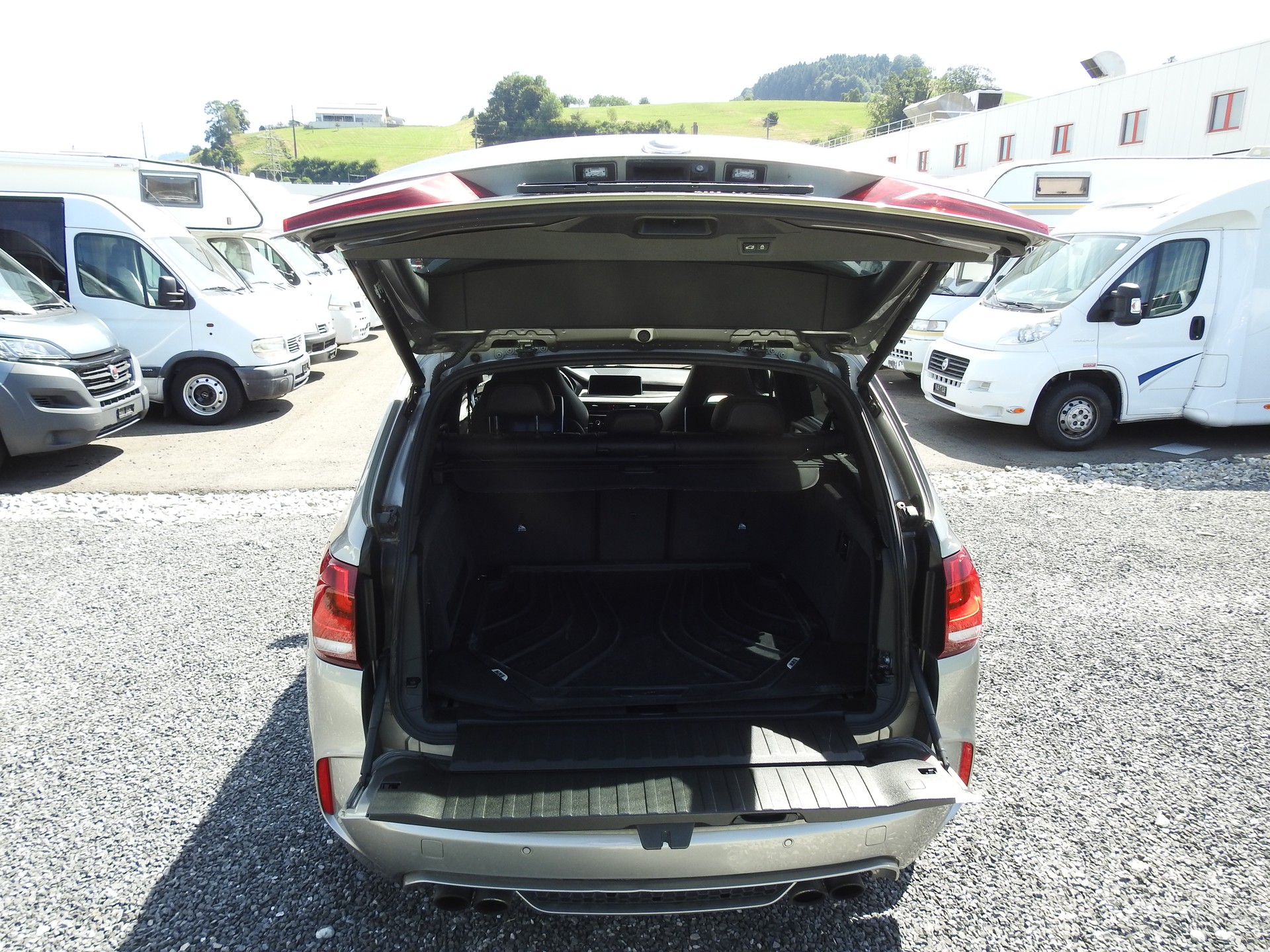 BMW X5M Steptronic-image-10