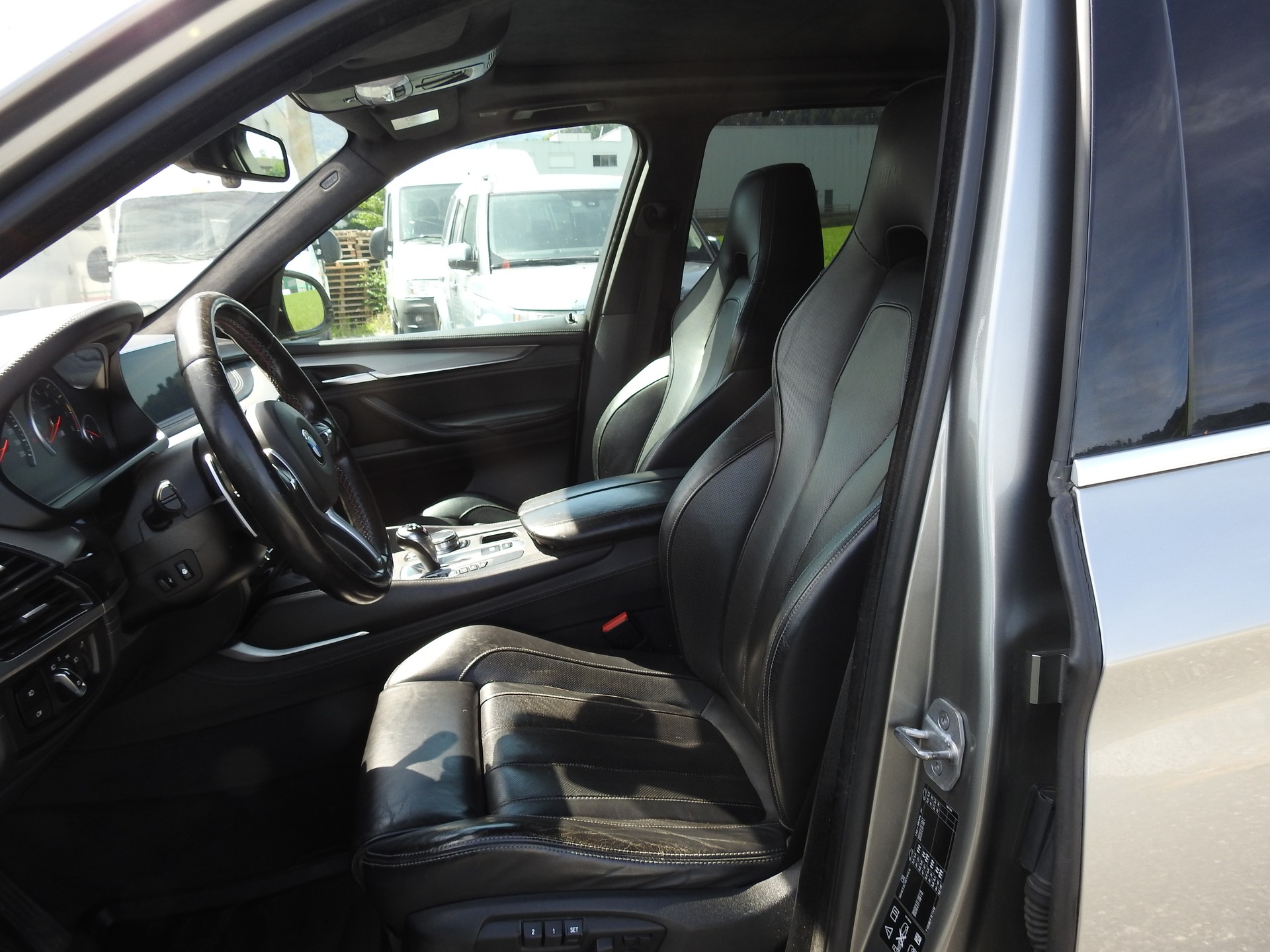 BMW X5M Steptronic-image-13