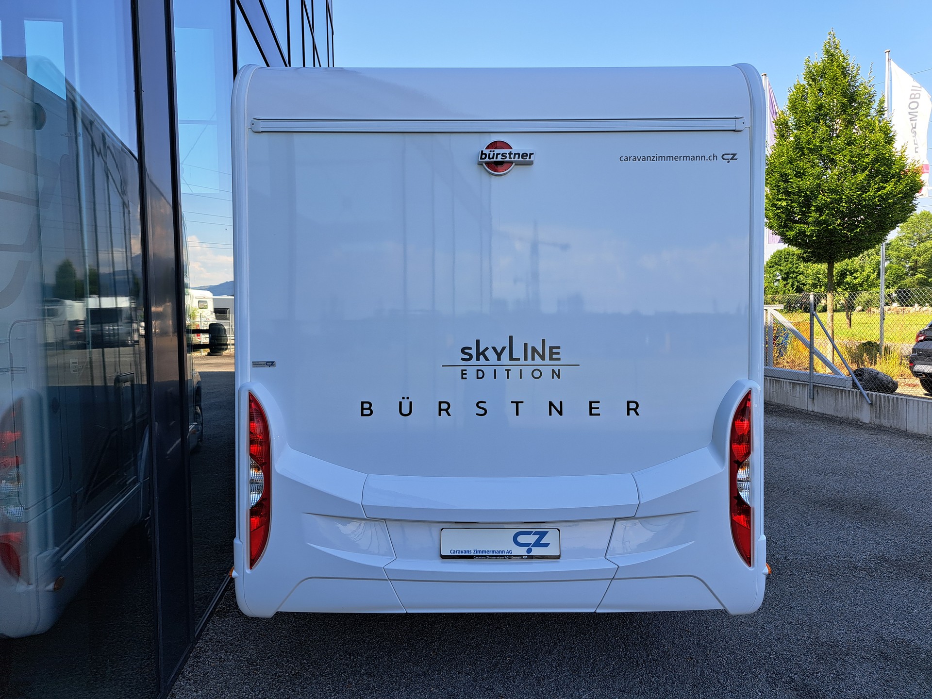 BÜRSTNER Lyseo Time T 690 G Skyline Edition-image-13