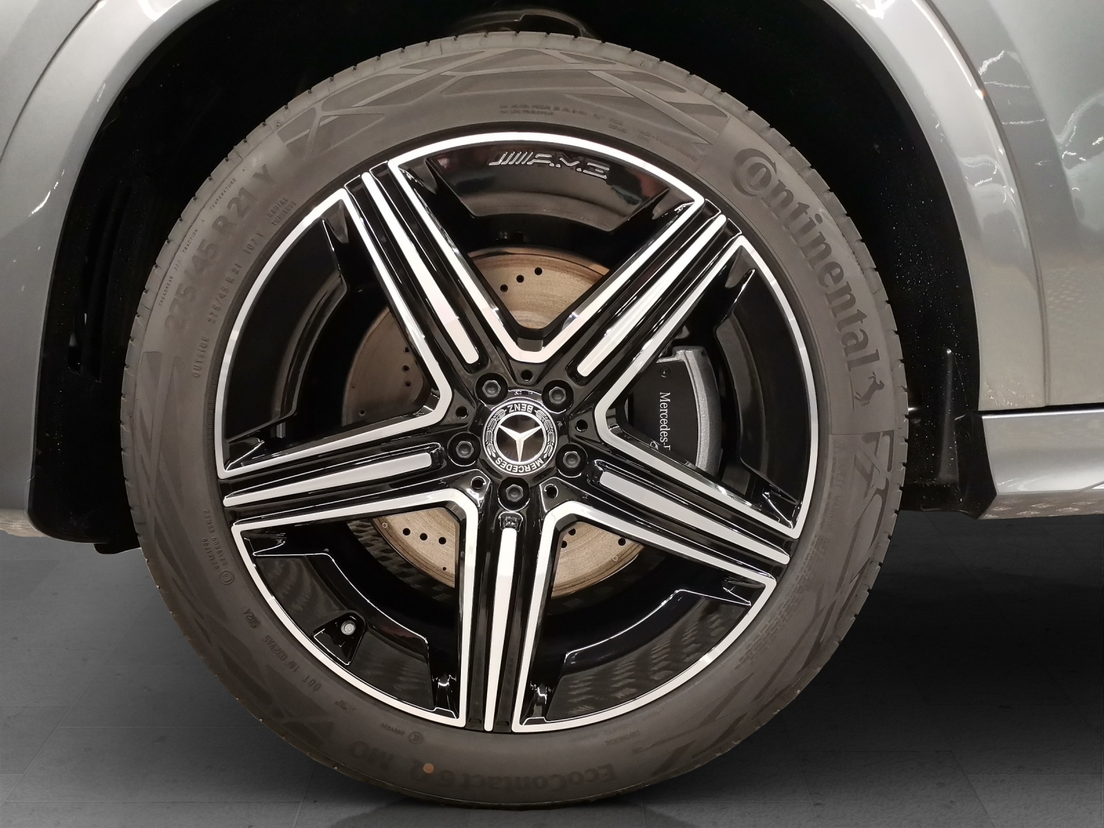 MERCEDES-BENZ GLE 300 d AMG Line 4Matic-image-5