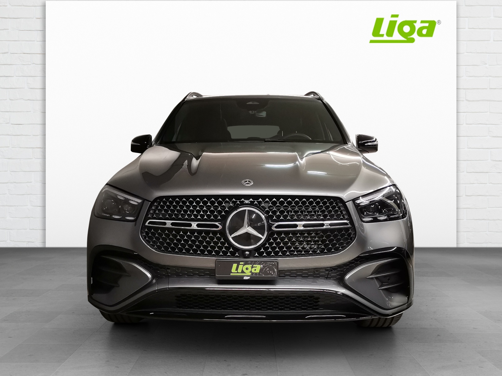 MERCEDES-BENZ GLE 300 d AMG Line 4Matic-image-2