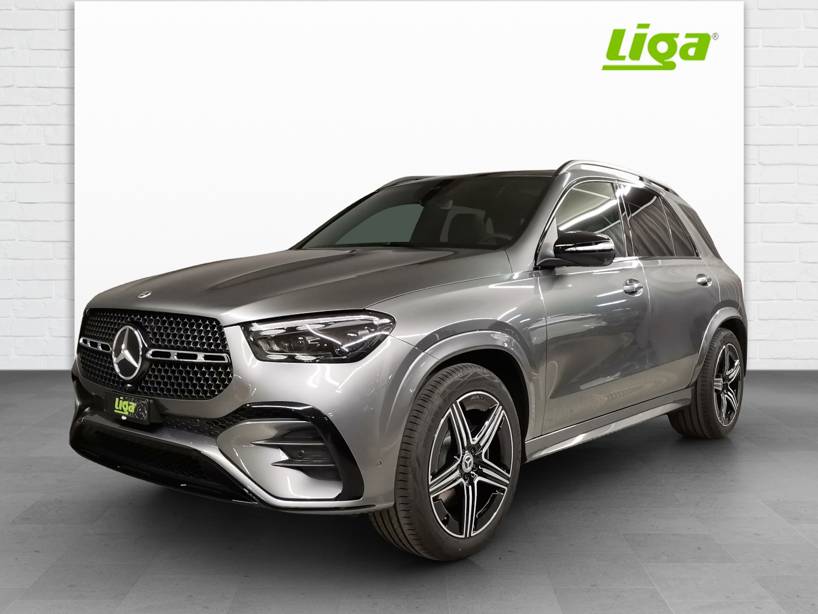 MERCEDES-BENZ GLE 300 d AMG Line 4Matic-image-1