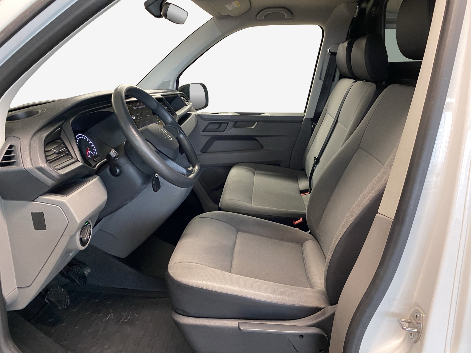 VW T6.1 2.0 TDI-image-7