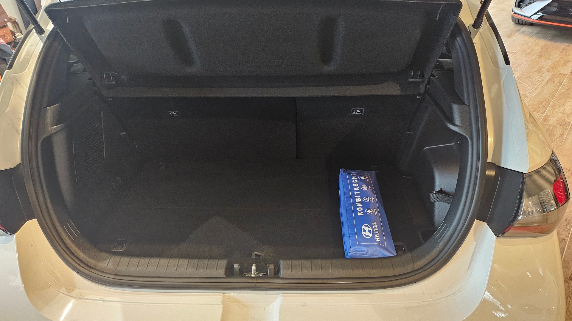 HYUNDAI i20 1.6 T-GDi N-image-24