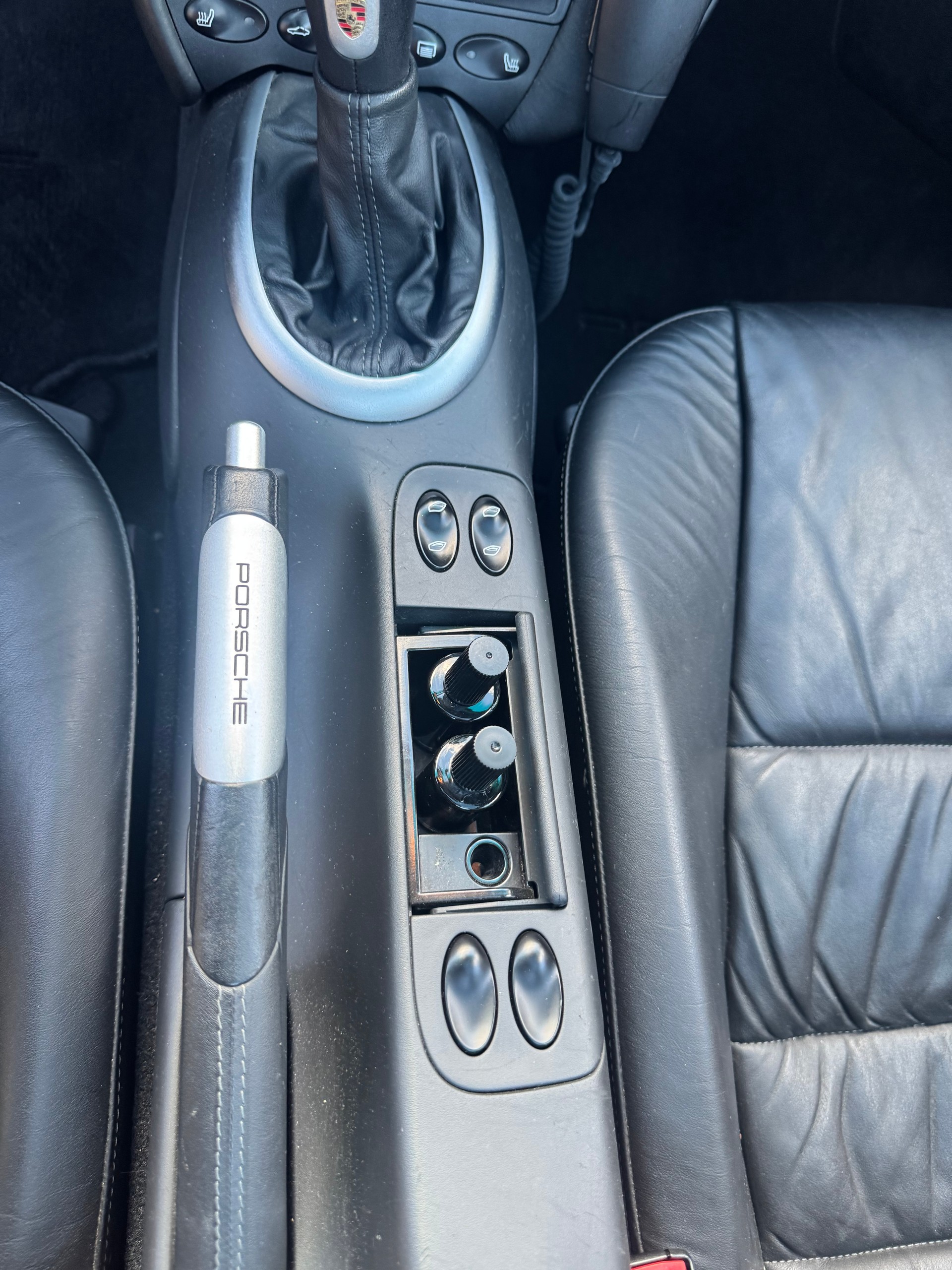 PORSCHE 911 Carrera Targa-image-8