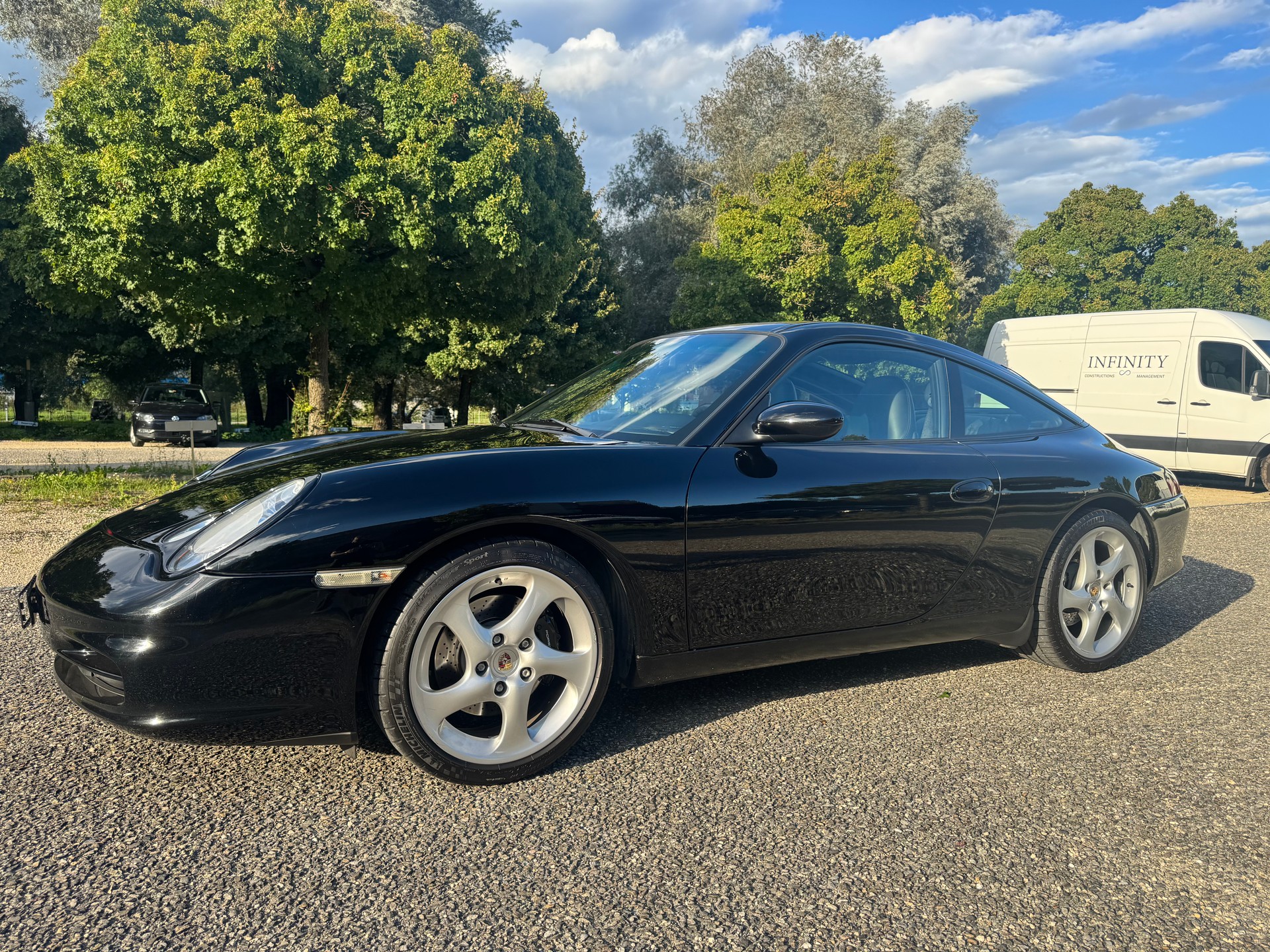 PORSCHE 911 Carrera Targa-image-0