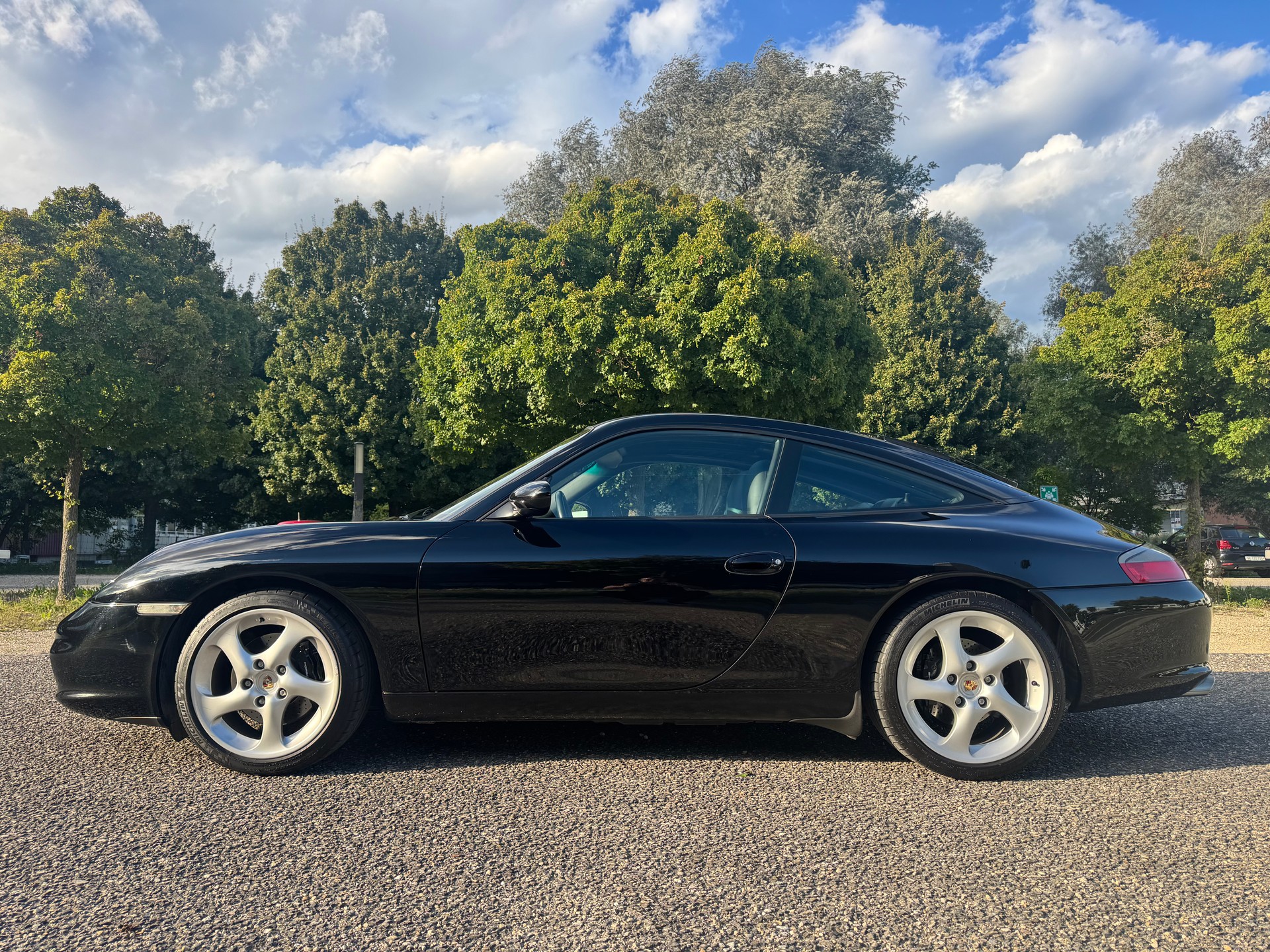 PORSCHE 911 Carrera Targa-image-2