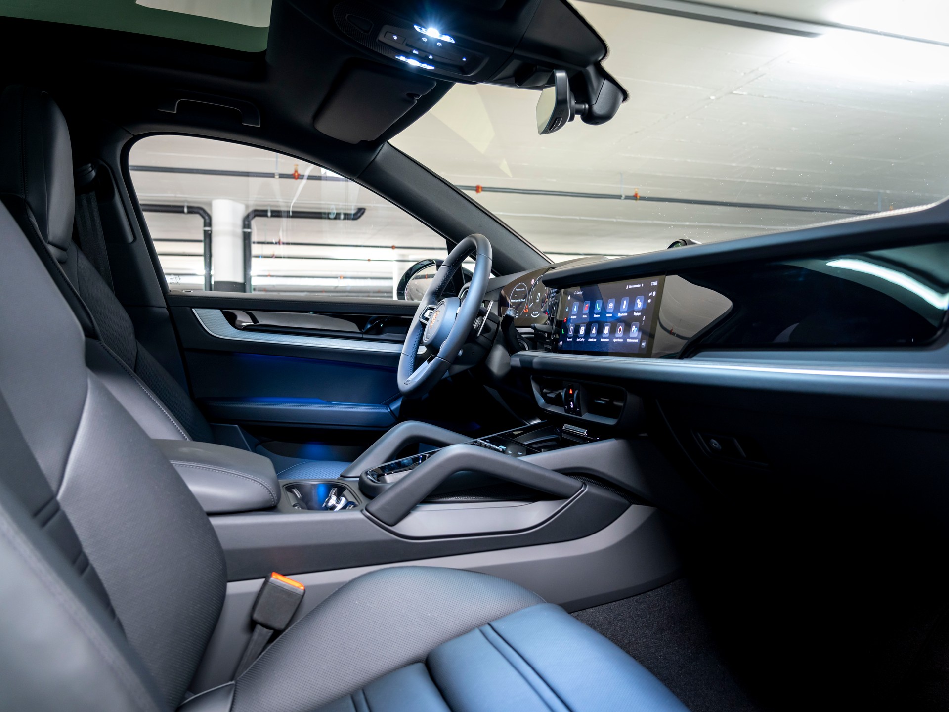 PORSCHE Cayenne Coupé Tiptronic-image-17