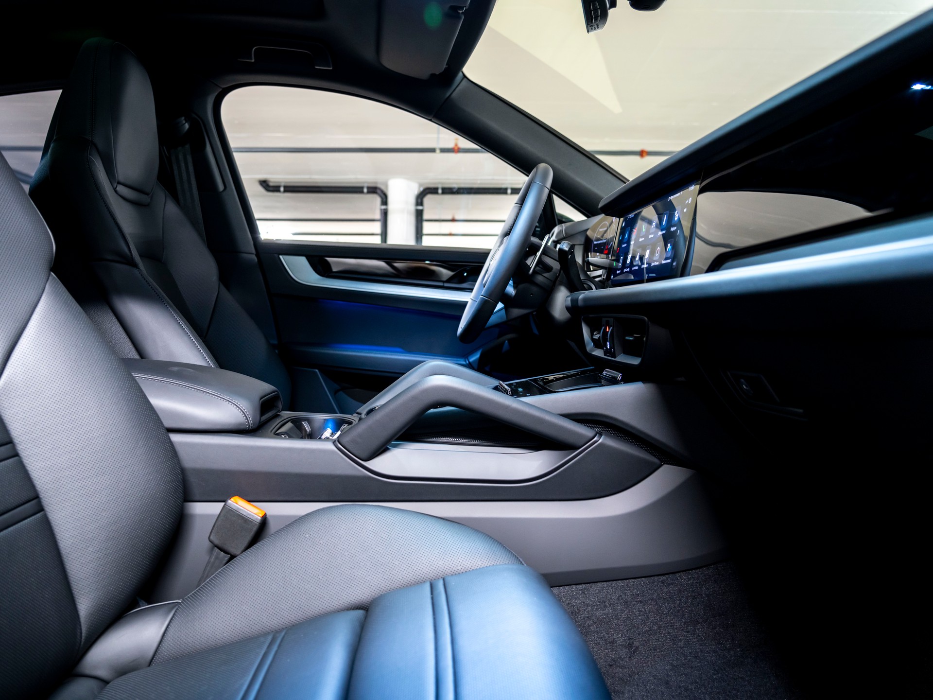 PORSCHE Cayenne Coupé Tiptronic-image-18