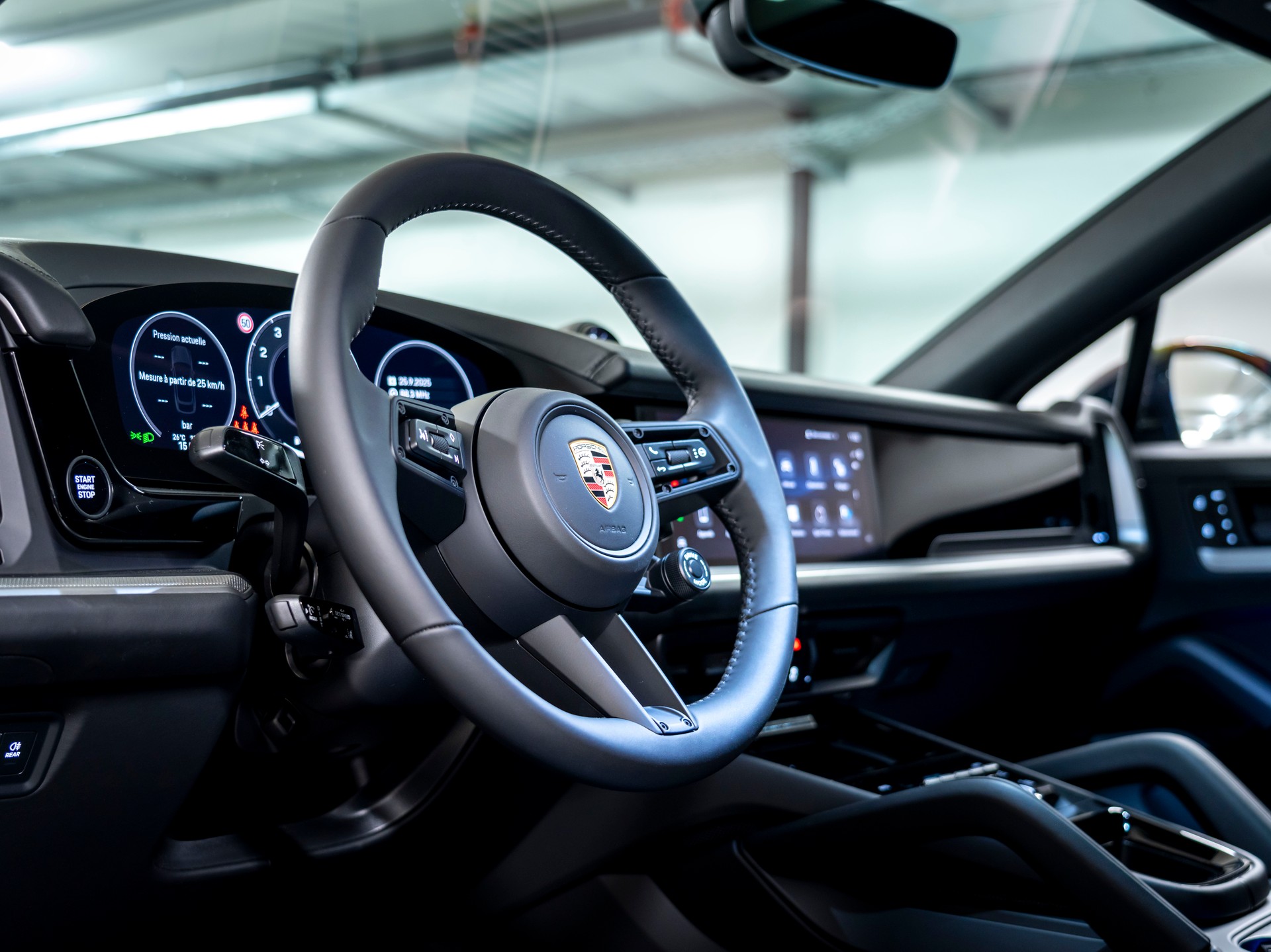 PORSCHE Cayenne Coupé Tiptronic-image-10