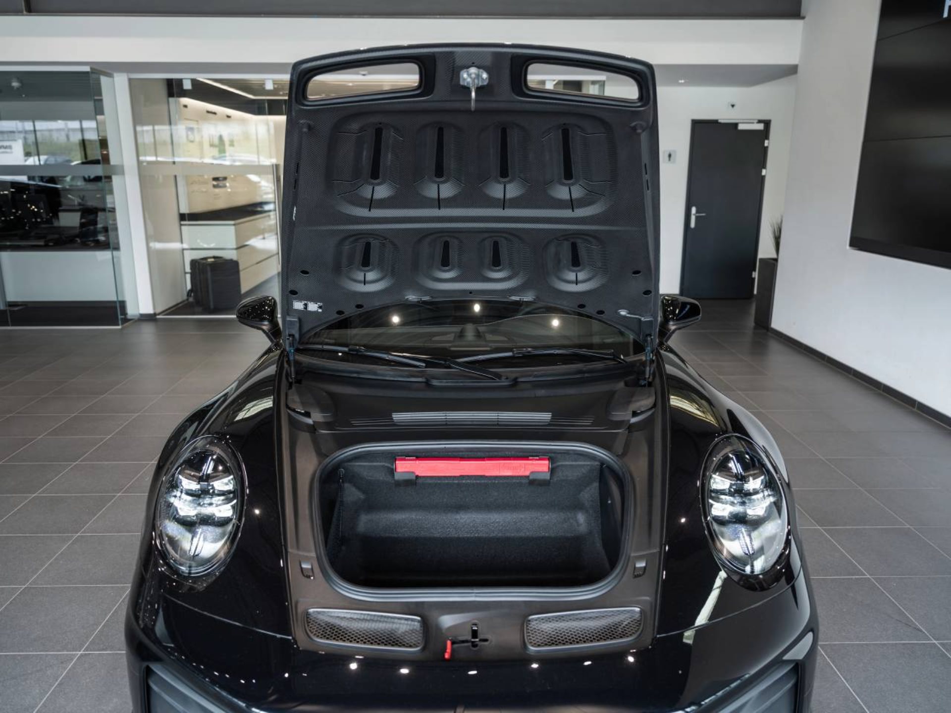 PORSCHE 911 GT3-image-9