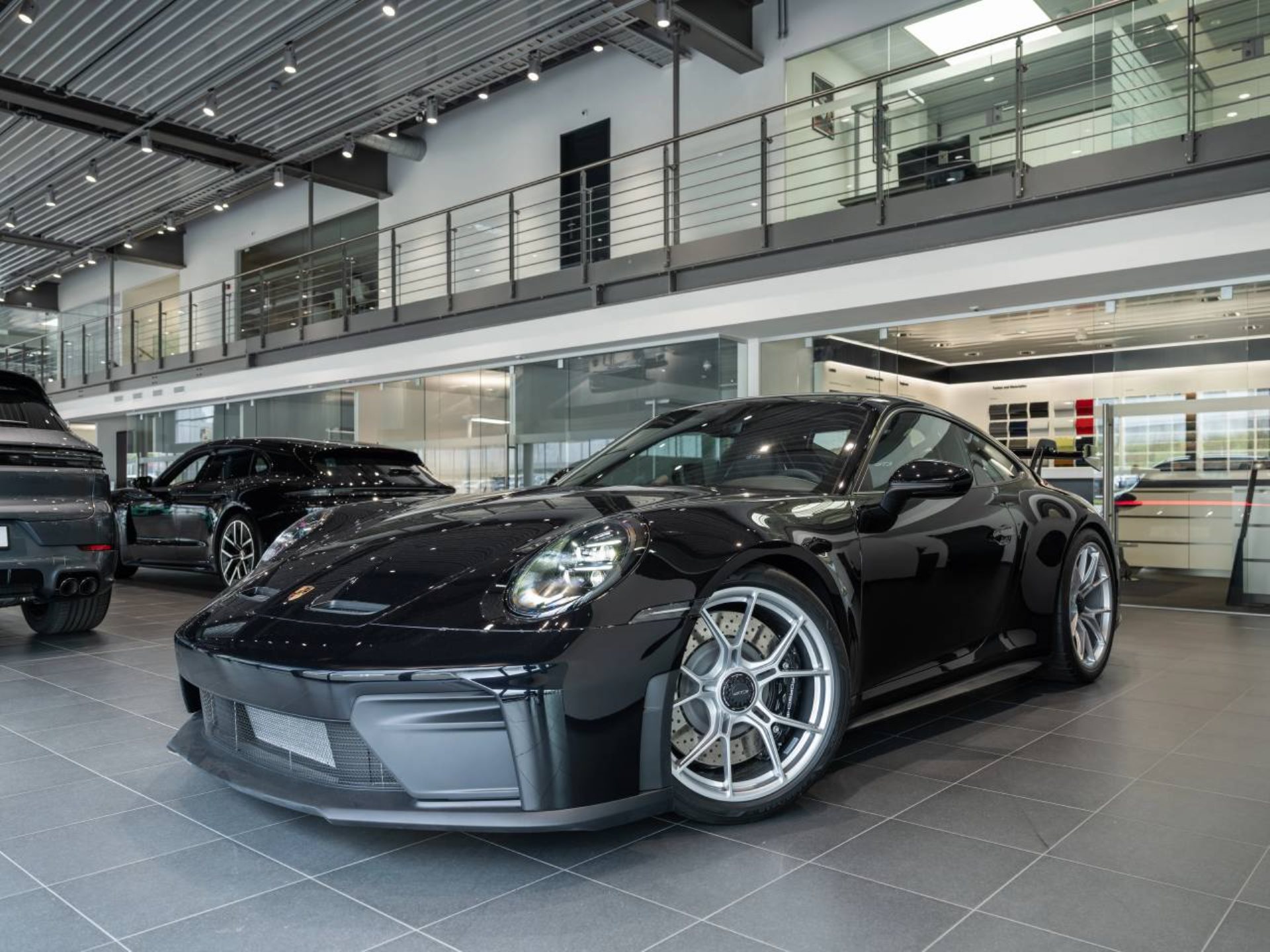 PORSCHE 911 GT3-image-7