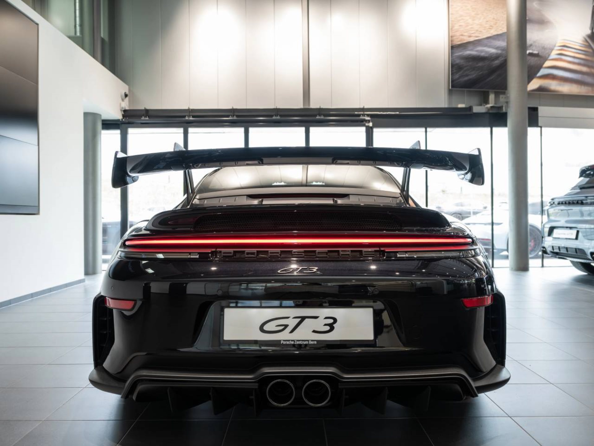 PORSCHE 911 GT3-image-5