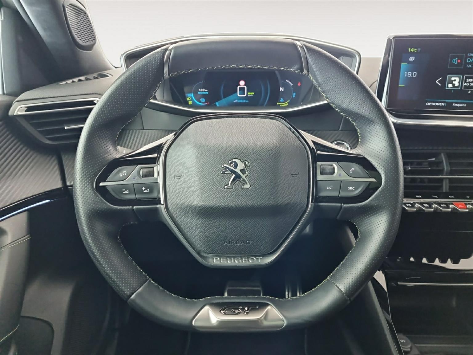 PEUGEOT 2008 e GT-image-6