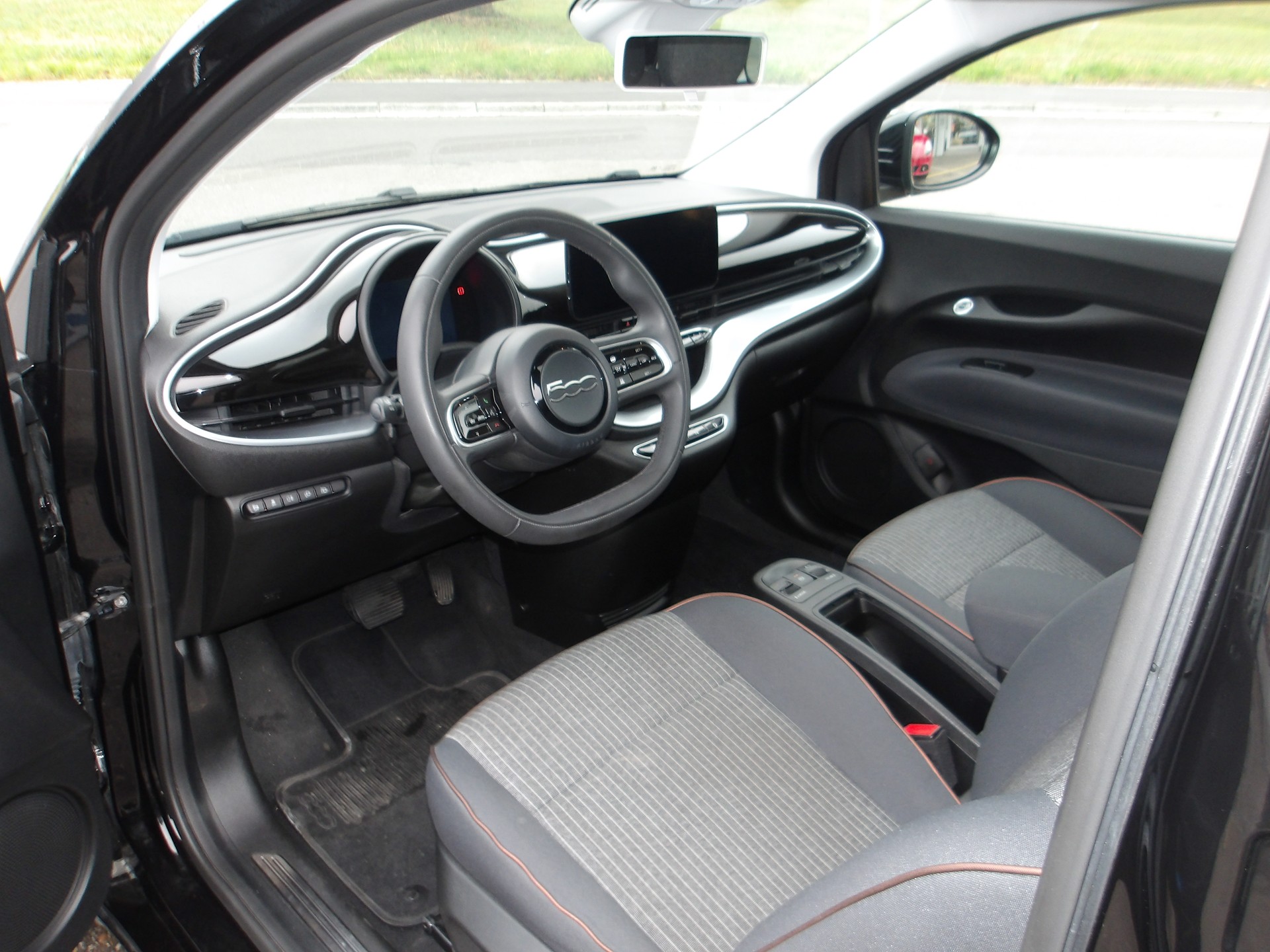 FIAT 500 electric 87 kW Icon-image-11
