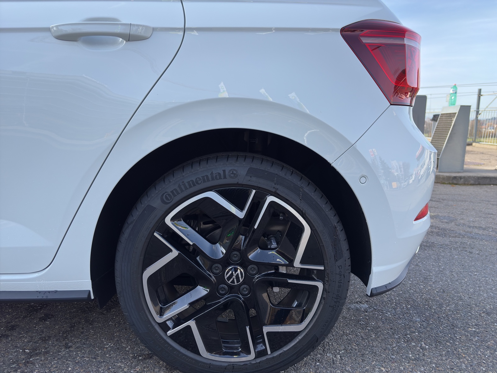 VW Polo 1.0 TSI R-Line DSG-image-14