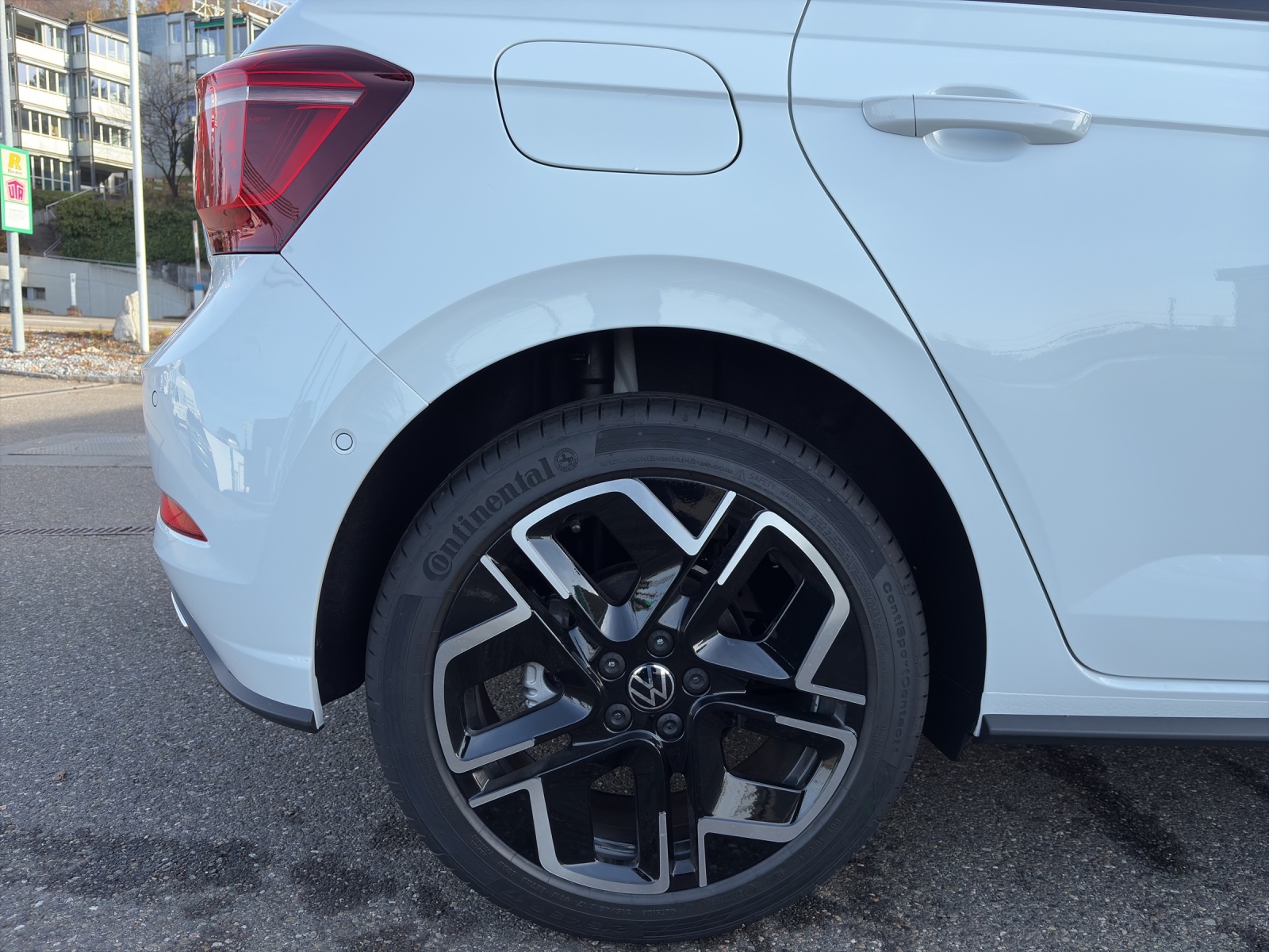 VW Polo 1.0 TSI R-Line DSG-image-15