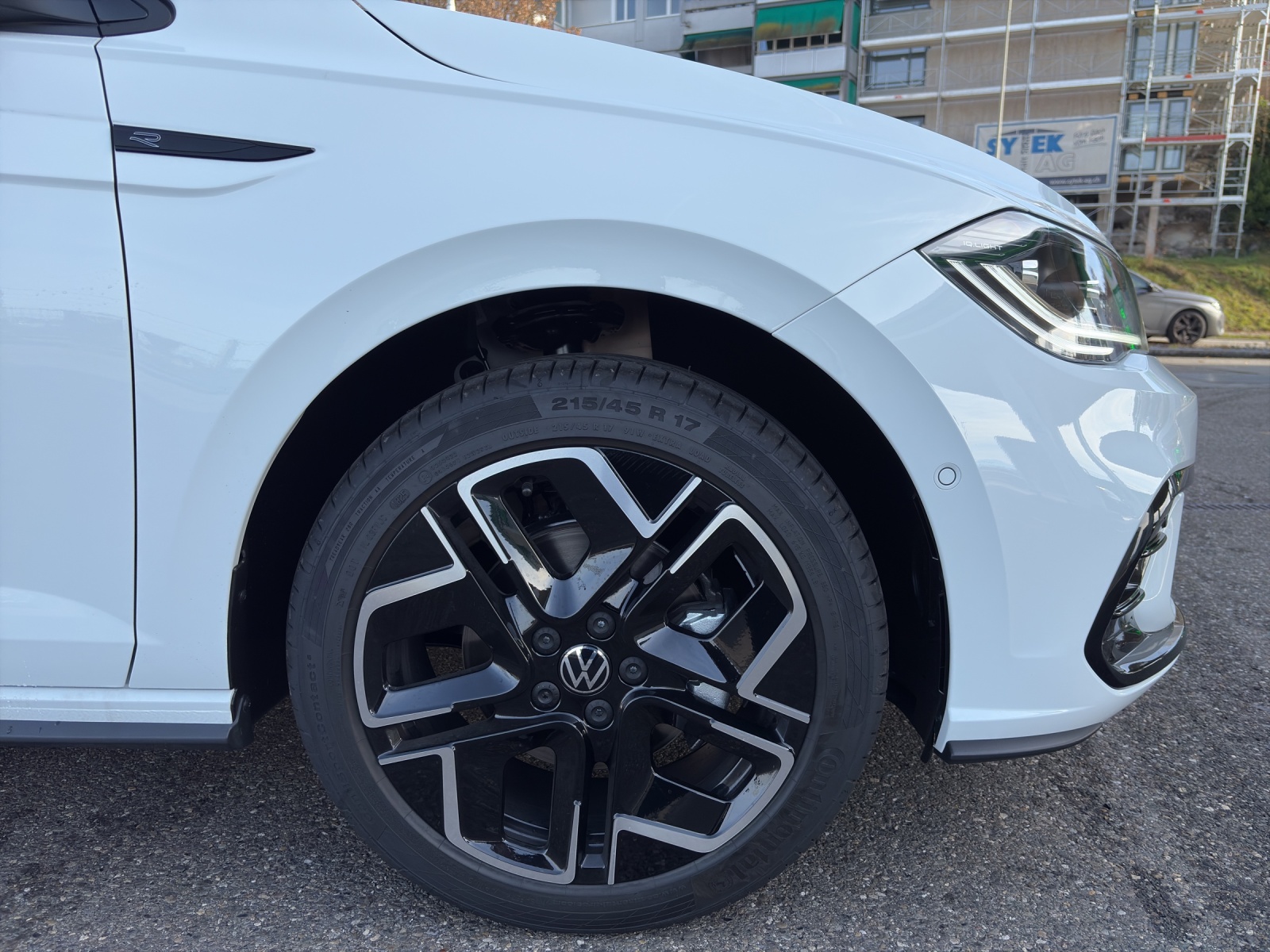 VW Polo 1.0 TSI R-Line DSG-image-16