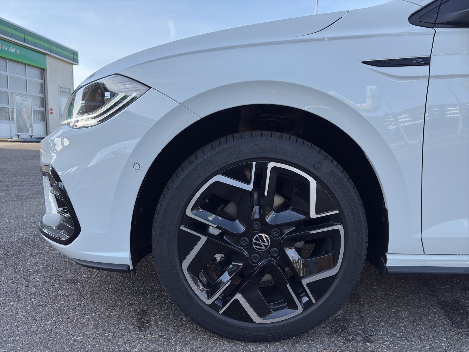 VW Polo 1.0 TSI R-Line DSG-image-13