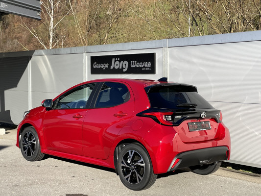 TOYOTA Yaris 1.5 Trend e-CVT-image-3