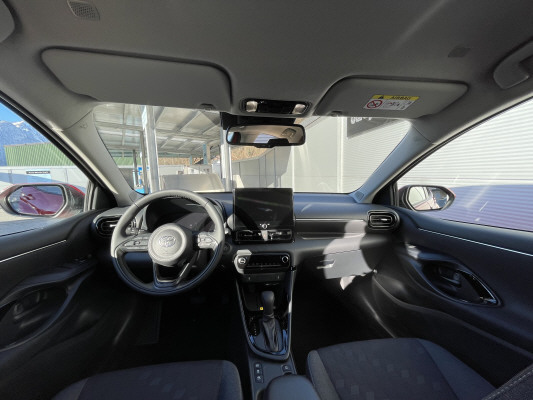 TOYOTA Yaris 1.5 Trend e-CVT-image-5