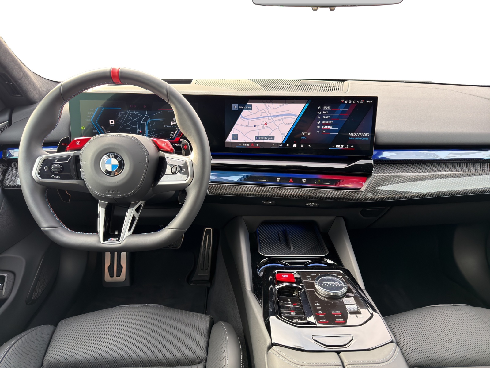 BMW M5 xDrive-image-11