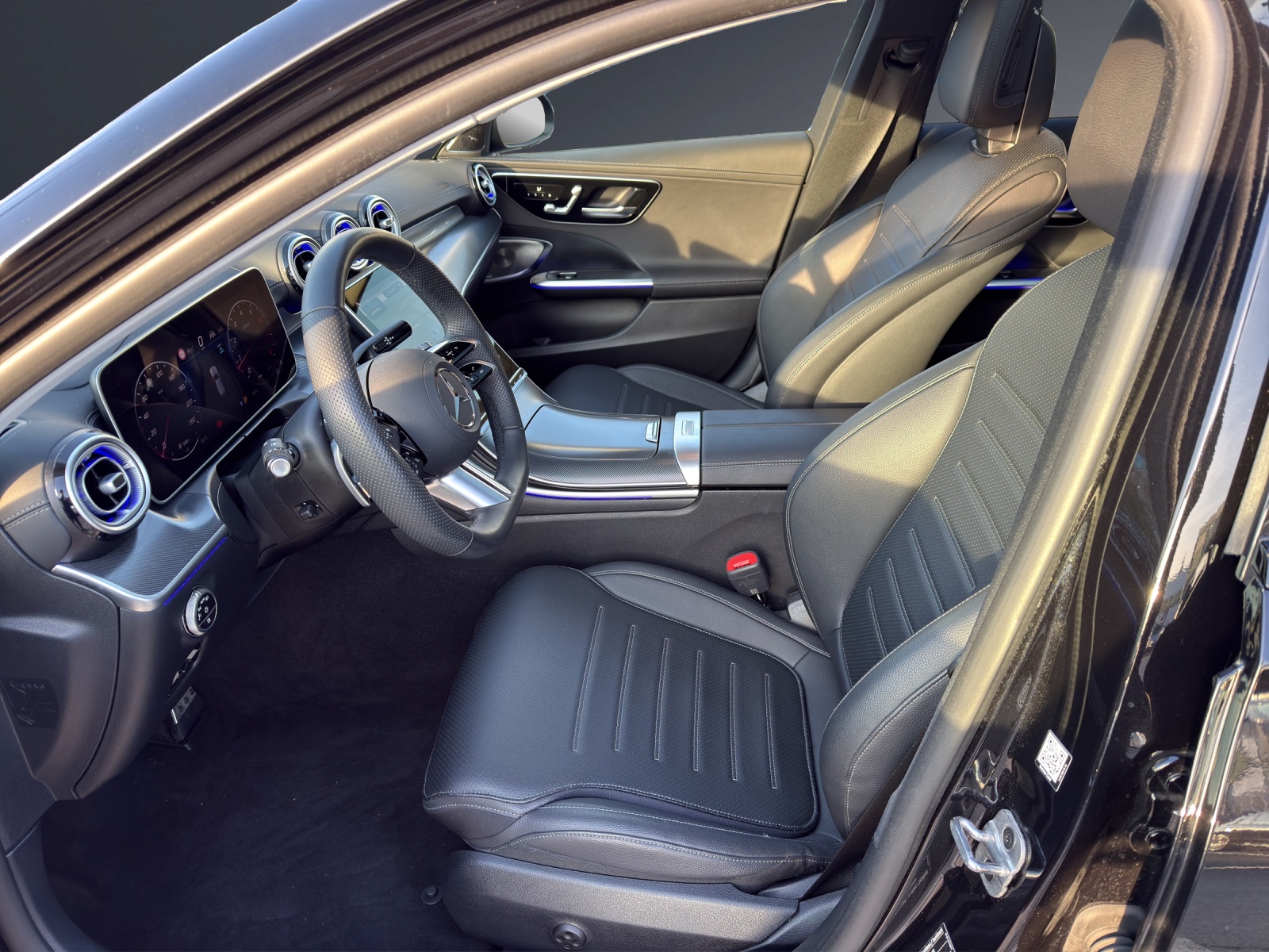 MERCEDES-BENZ C 200 T 4 Matic-image-5