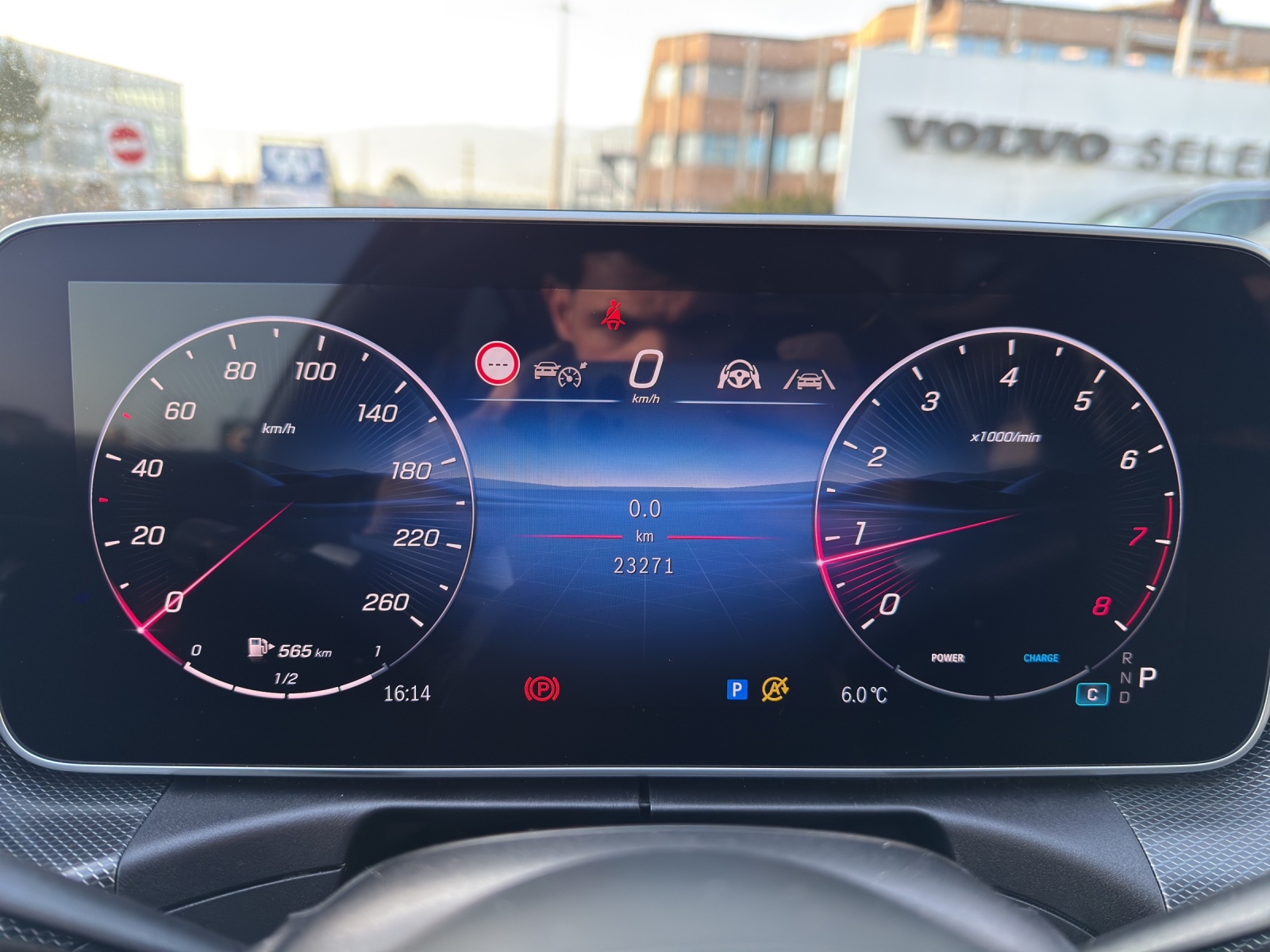 MERCEDES-BENZ C 200 T 4 Matic-image-18