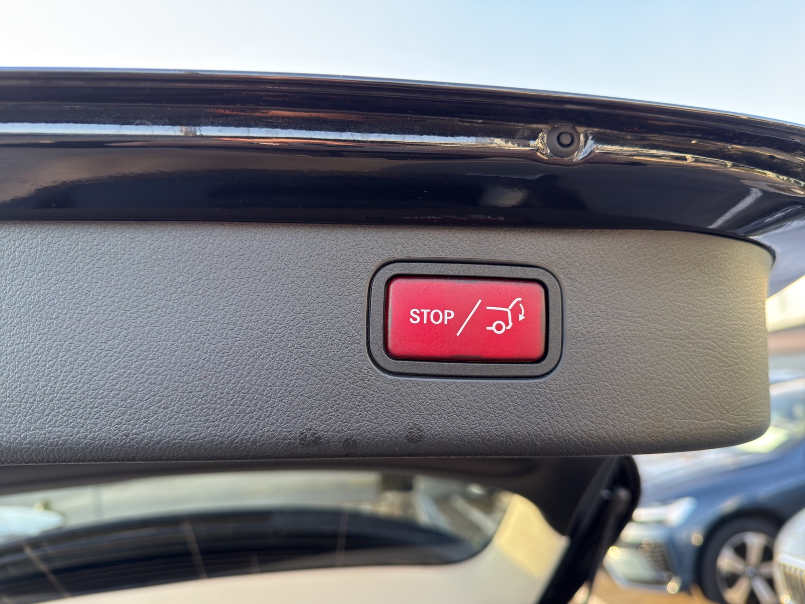 MERCEDES-BENZ C 200 T 4 Matic-image-14