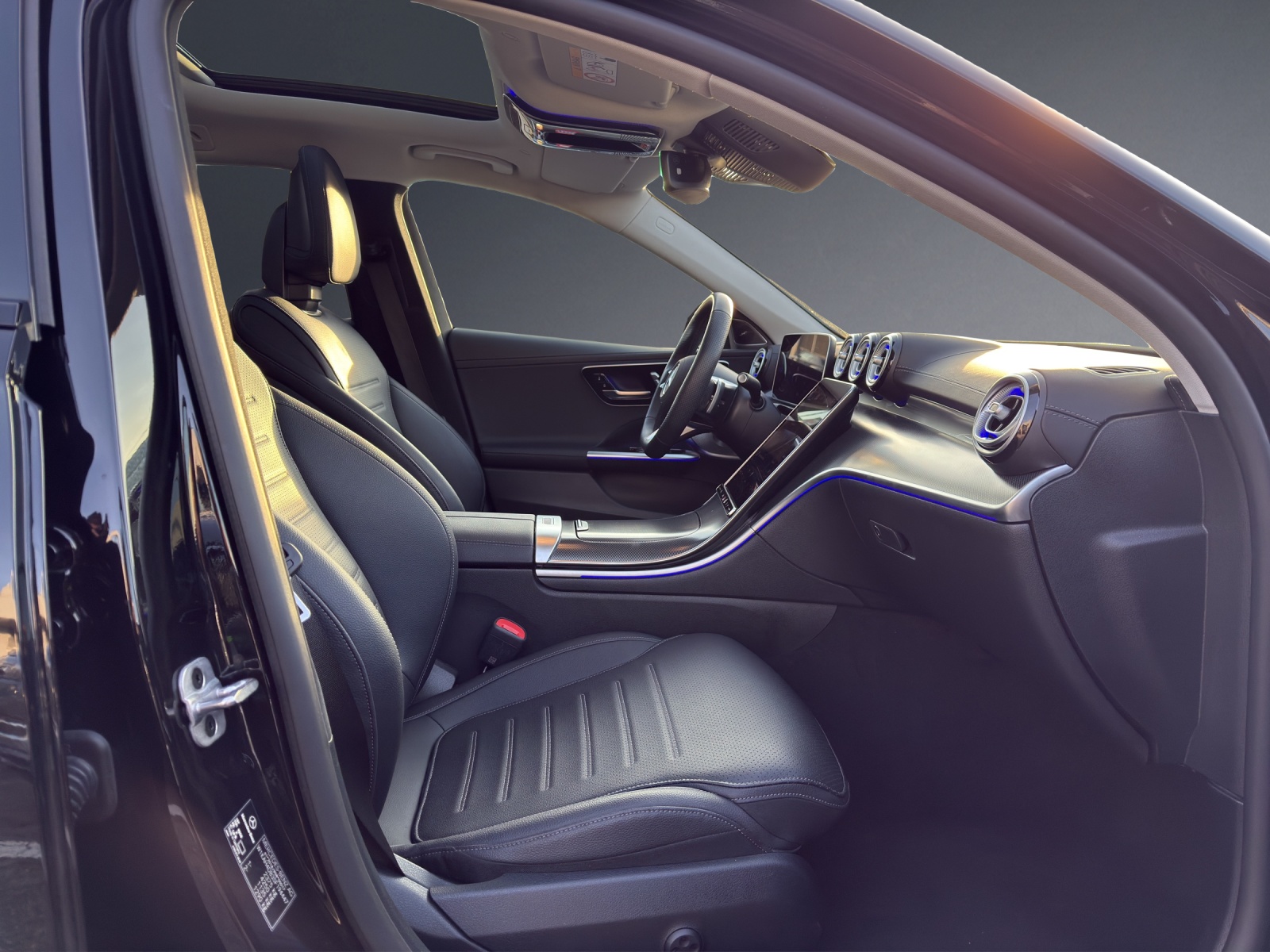 MERCEDES-BENZ C 200 T 4 Matic-image-6